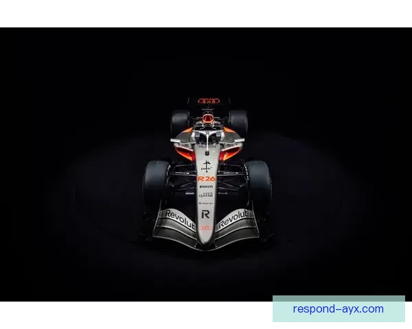 F1新赛季揭幕战激烈角逐车队格局生变引发车迷热议与冠军悬念升级