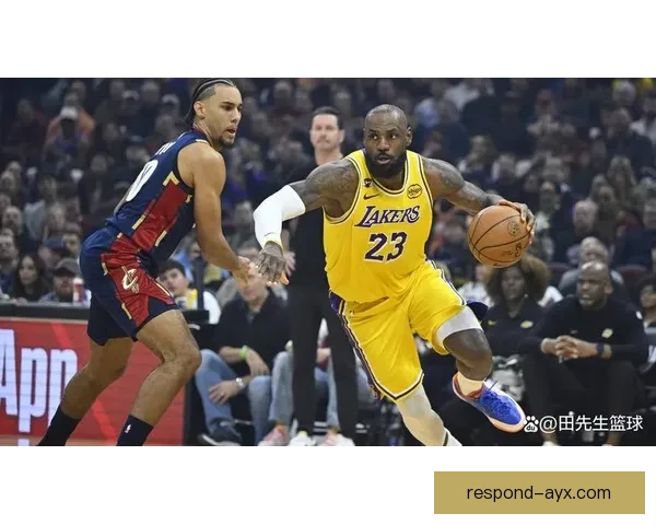 湖人逆转勇士詹姆斯关键时刻再显王者风范带队强势反弹冲击西部前四席位